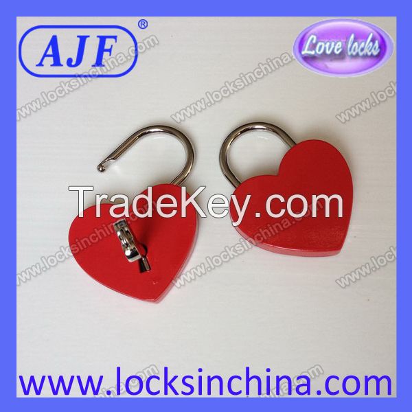 AJF 2015 newly arrived rose red lover heart lock for lovers