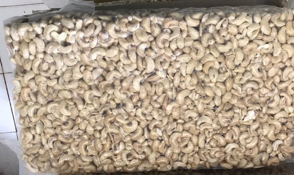 100% High Quality Salted Roasted Cashew Nuts