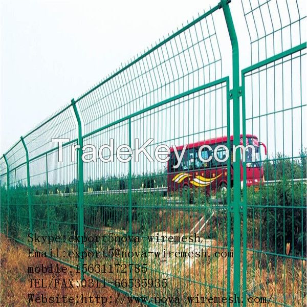 Frame welded fence