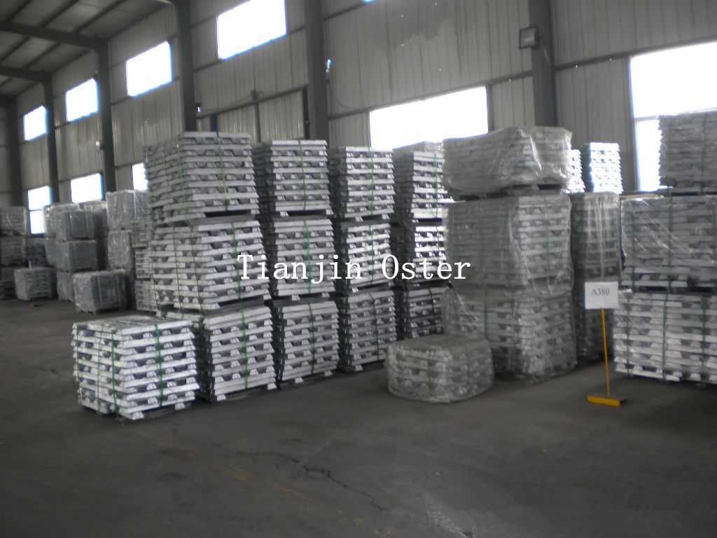 Aluminum Ingots 99.7 / A7