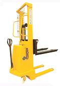 ELECTRIC STACKER