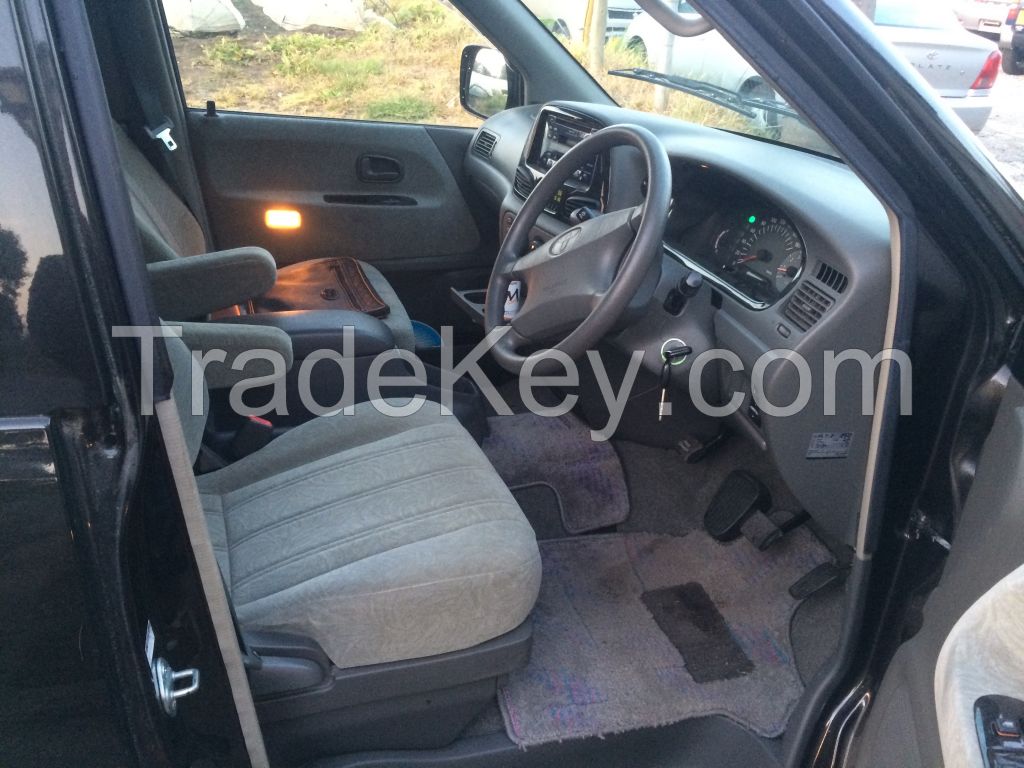 1999,Toyota Noah,2000cc,petrol