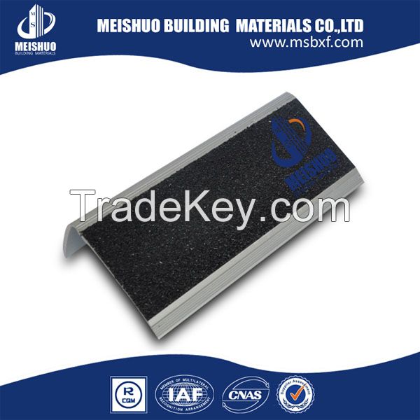 Adhesive carborundum anti slip stair nosing