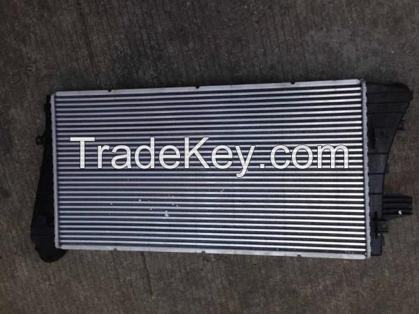 LDV MAXUS parts  V80 ORIGINAL INTERCOOLER / SAIC MAXUS V80 GEUINE INTERCOOLER