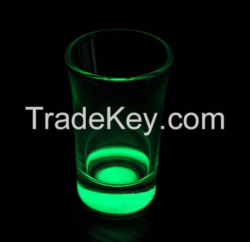 2015 wholesales luminous glass shining mug