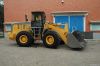 Wheel loader with fron...