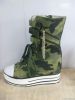 women canvas boot
