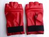 Boxing gloves with fin...