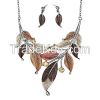 Elegant necklace with ...