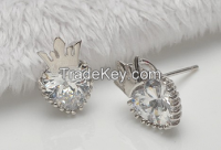 Super Fashion Angel's Heart AAA Zircon Cute Crown Stud Earring