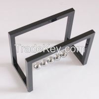 Newton&acirc;��s Cradle Balancing Ball