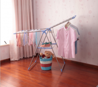 clothes hanger/rack