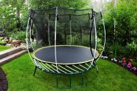 Springfree trampoline 