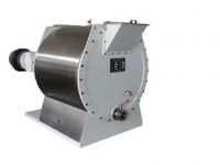 Chocolate grinding machine