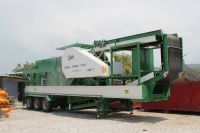 GNR - MC110 Mobile Crusher washing and Screening Plant consists of two chassis.