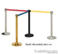 Stanchion with retractactable belt