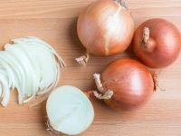 NATURAL FROZEN ONION / VITAMIN C SOURCE