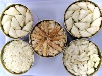 PREMIUM CANNED CRAB MEAT / RICH IN