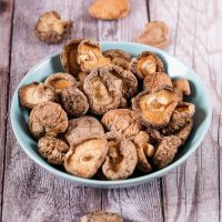 VIETNAMESE DRIED SHIITAKE MUSHROOM / CLEANLY PROCESSED