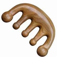 CLEAN LABEL WOODEN COMB WITH NATURAL