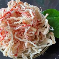PREMIUM DRIED SHREDDED SQUID HIGH QUALITY SEAFOOD SNACK READY TO PACK BULK SUPPLY
