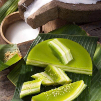 HANDMADE STEAMED LAYER CAKE | FRESHLY MADE