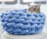 New Soft and Luxurious Cat Basket Style Bed