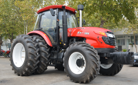 Large Agricultural Farm Wheel Tractor with Double Clutch