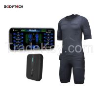 Wireless ems training suit