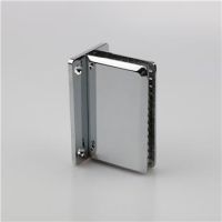 Glass corner clamp