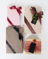 Gravure Printing Simple Line Gift Wrapping