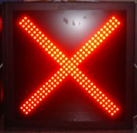 Double direction ceiling signal lamps for rainshed