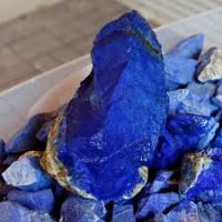 Lapis lazuli stone