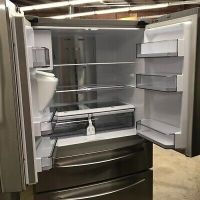 28 cu. ft. 4-Door French Door Refrigerator with 21.5 Touch Screen Family in Stainless Steel