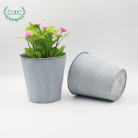 Natural Metal Planter Stand Zinc Flower Pot with Embossed Finish for Wholesale