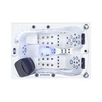 Luxury 3-person Hot Tub 68pcs