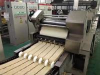 Automatic instant noodle production line