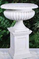 FIBERGLASS FLOWER PLANTERS