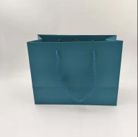 Hot Selling Luxury High Quality Marble Kraft Paper Gift Bags Custom Logo Printed Luxury Clothing Packaging for Packing Purpose