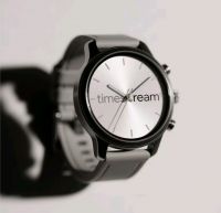 Simple - styled watch with a round dial