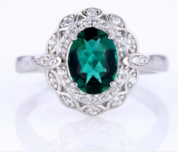 tarsgem S925 pure silver white gilded oval laboratory-grown jadeite 1.5ct wedding ring has no evaluation yet