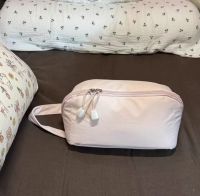 Portable makeup storage bag