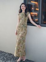 Dress with a curvy aesthetic. New Chinese-style improved cheongsam. Single-layer mulberry silk dress for women. Small floral pattern. Real silk fishtail dress