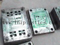 we can custom make plastic injection molds