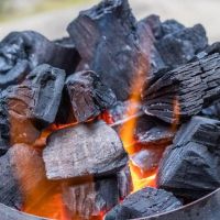 High Quality Smokeless 6-Hour BBQ Machine-Made Bamboo Hardwood Lump Charcoal For Export & Hookah In Bulk