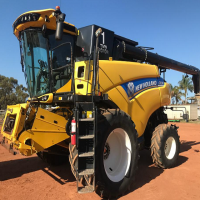 Premium Quality Automatic Cassava Harvester Combine Harvester Fast Delivery in Stock Wholesale Price Efficient Harvesting