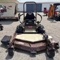 Professional Use Grass-hopper 900D Lawn