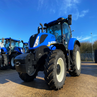 Used Premium Quality New Hollands Farming
