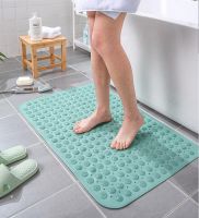 Non-Slip Bathtub Mat With Drain