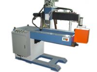 Straight seam welder